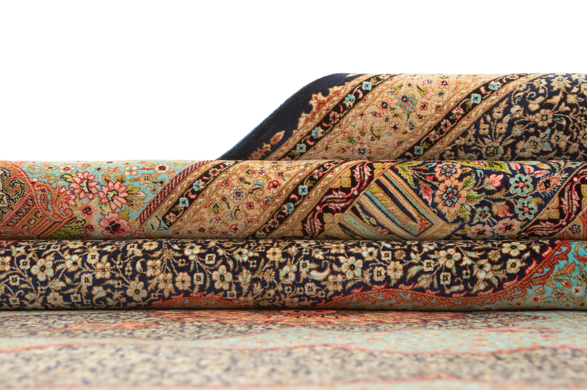Rechteck Teppich Ghom Design in Dunkelblau von Hadorn™ - Lifestyle Image