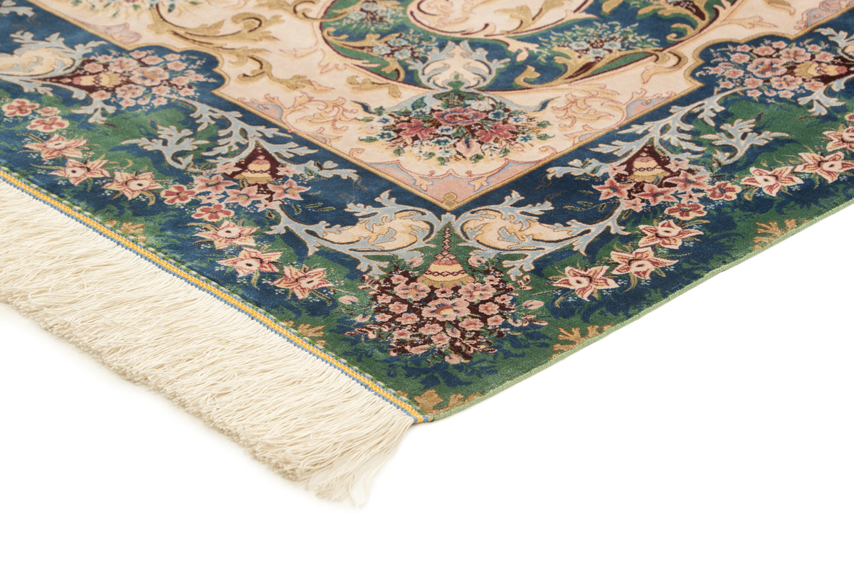 Rechteck Teppich Ghom Design in Grün von Hadorn™ - Lifestyle Image