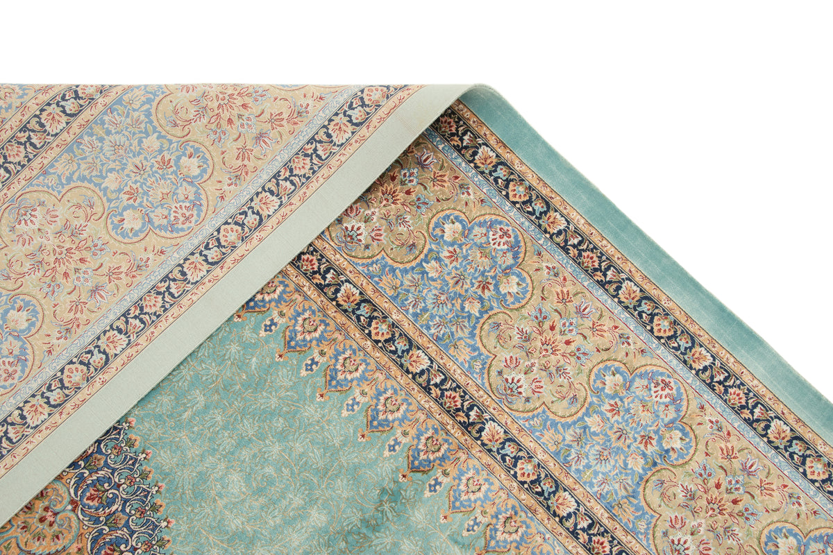 Rechteck Teppich Ghom Design in Blau von Hadorn™ - Lifestyle Image