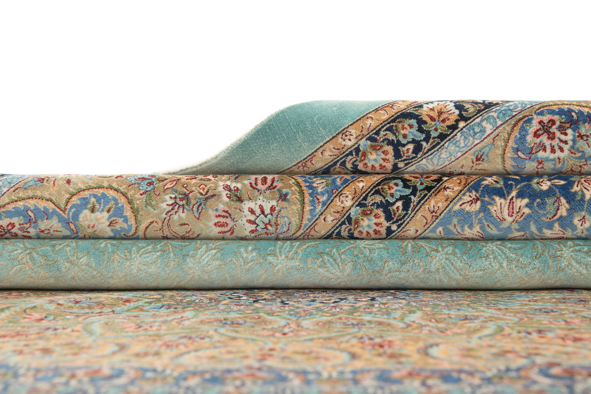 Rechteck Teppich Ghom Design in Blau von Hadorn™ - Lifestyle Image
