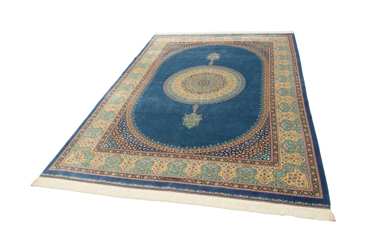 Rechteck Teppich Ghom Design in Blau von Hadorn™ - Lifestyle Image
