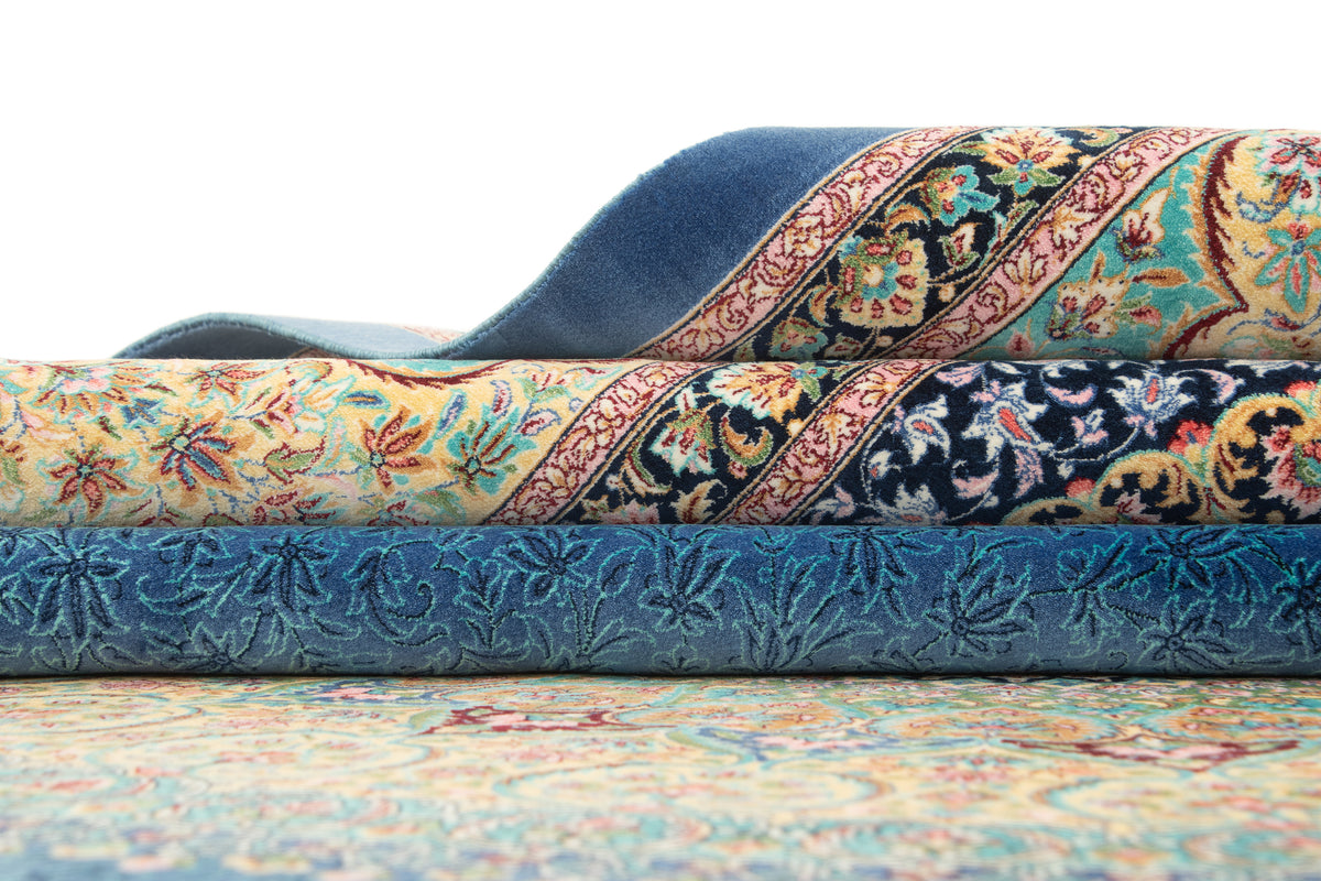 Rechteck Teppich Ghom Design in Blau von Hadorn™ - Lifestyle Image