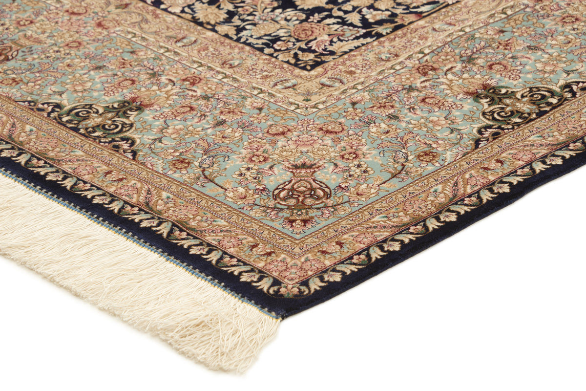 Rechteck Teppich Ghom Design in Lila von Hadorn™ - Lifestyle Image