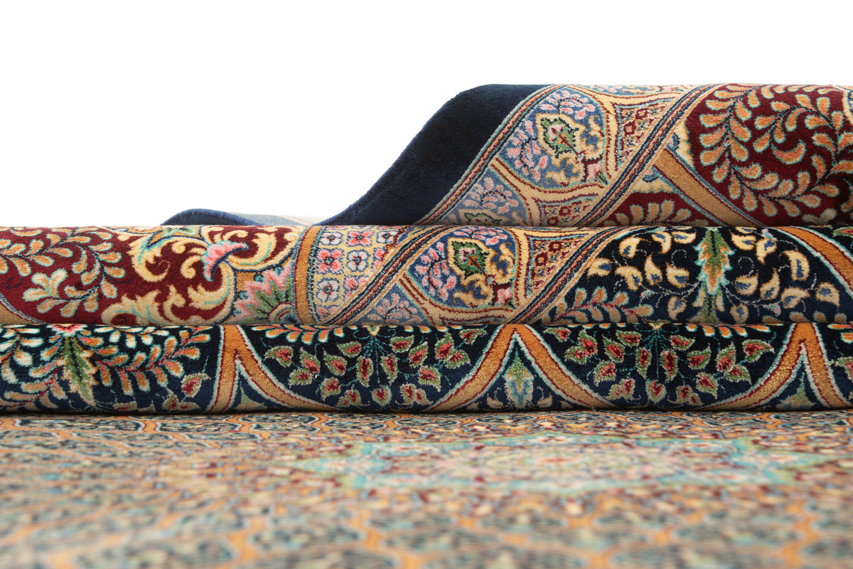Rechteck Teppich Ghom Design in Dunkelblau von Hadorn™ - Lifestyle Image