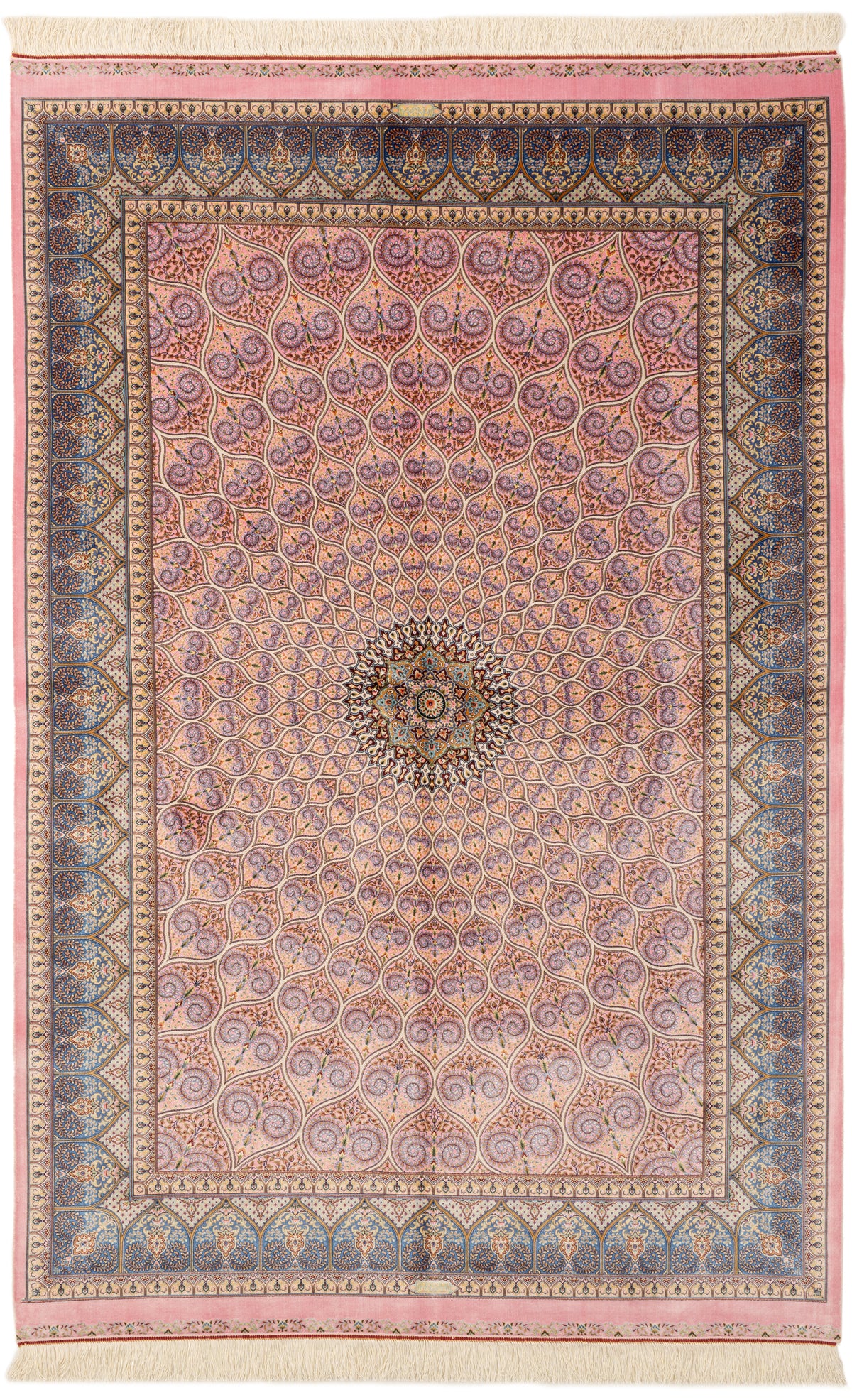 Rechteck Teppich Ghom Design in Rosa von Hadorn™ - Lifestyle Image