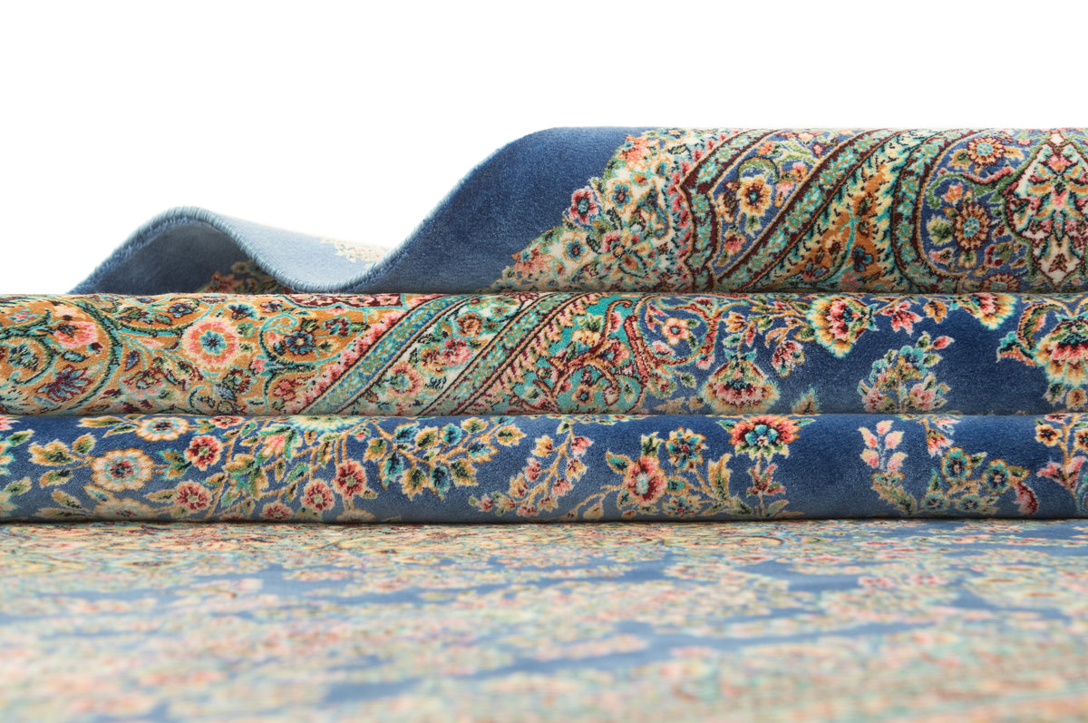 Rechteck Teppich Ghom Design in Blau von Hadorn™ - Lifestyle Image