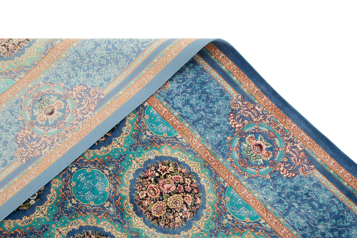Rechteck Teppich Ghom Design in Blau von Hadorn™ - Lifestyle Image