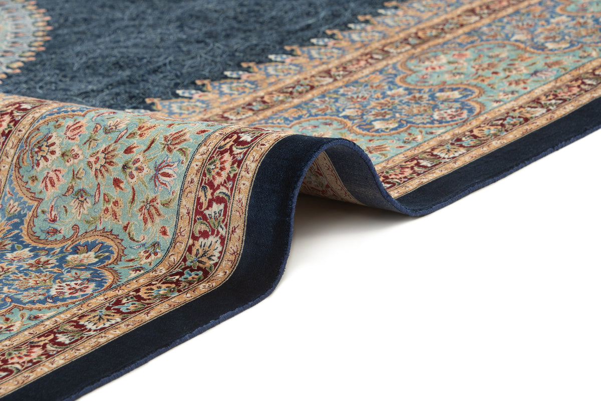 Rechteck Teppich Ghom Design in Dunkelblau von Hadorn™ - Lifestyle Image