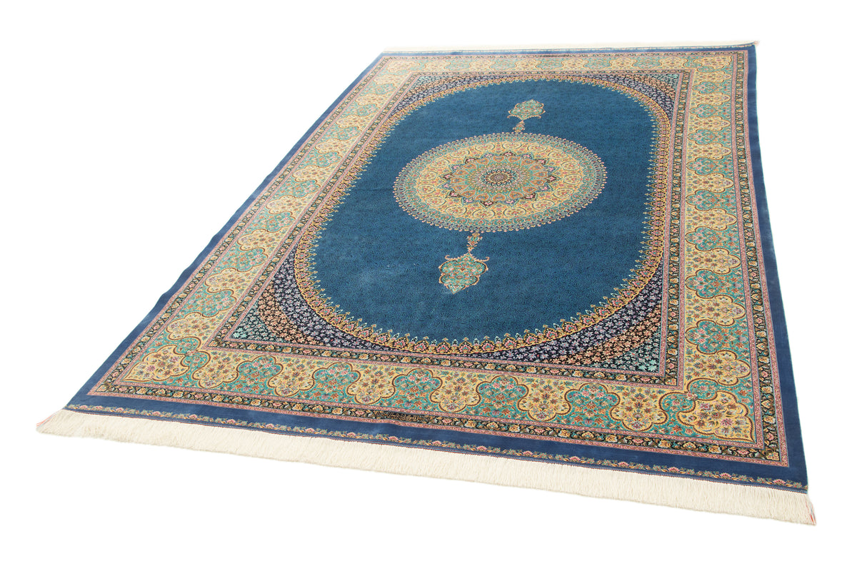 Rechteck Teppich Ghom Design in Blau von Hadorn™ - Lifestyle Image
