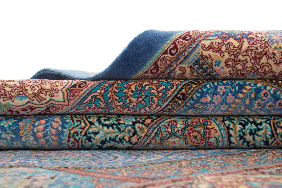 Rechteck Teppich Ghom Design in Blau von Hadorn™ - Lifestyle Image