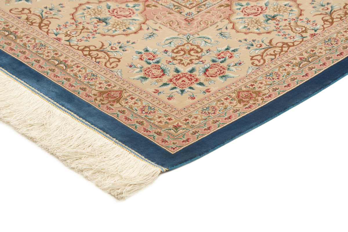 Rechteck Teppich Ghom Design in Blau von Hadorn™ - Lifestyle Image
