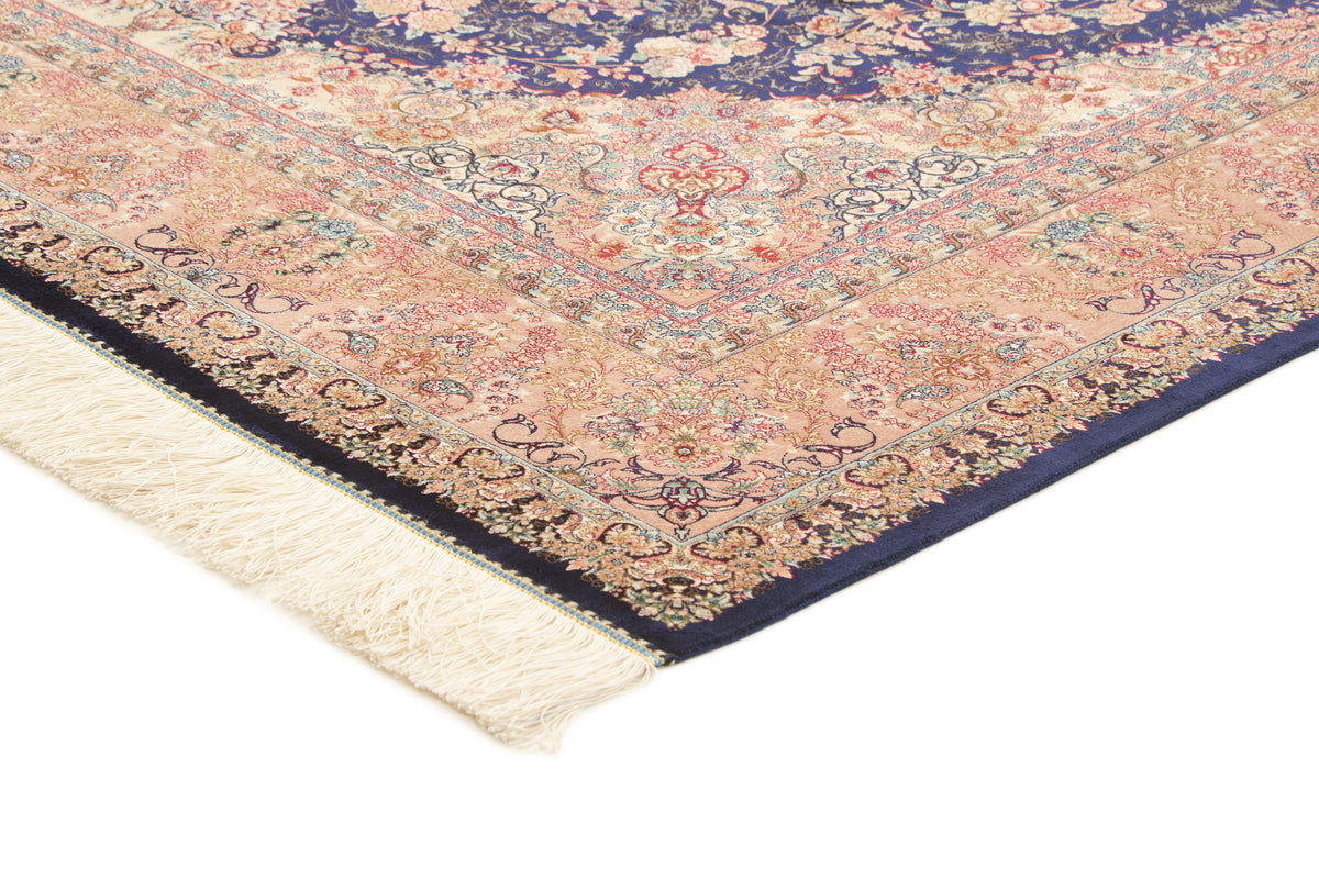 Rechteck Teppich Ghom Design in Rosa von Hadorn™ - Lifestyle Image