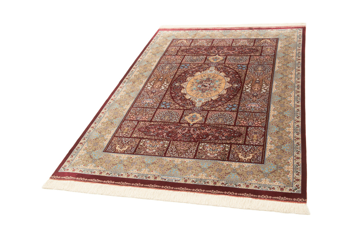 Rechteck Teppich Ghom Design in Rot von Hadorn™ - Lifestyle Image