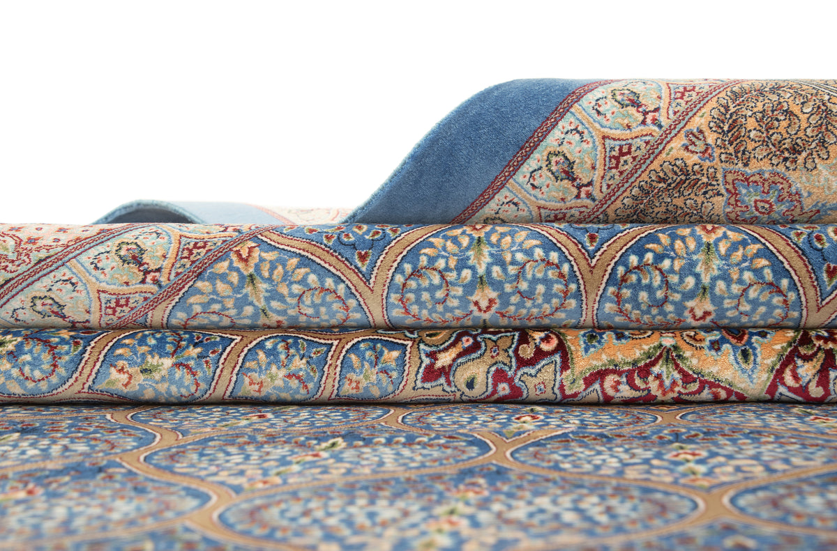 Rechteck Teppich Ghom Design in Blau von Hadorn™ - Lifestyle Image