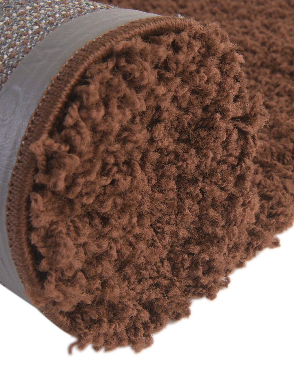 Rechteck Hochflorteppich Solid Shag in Braun von Hadorn™ - Lifestyle Image