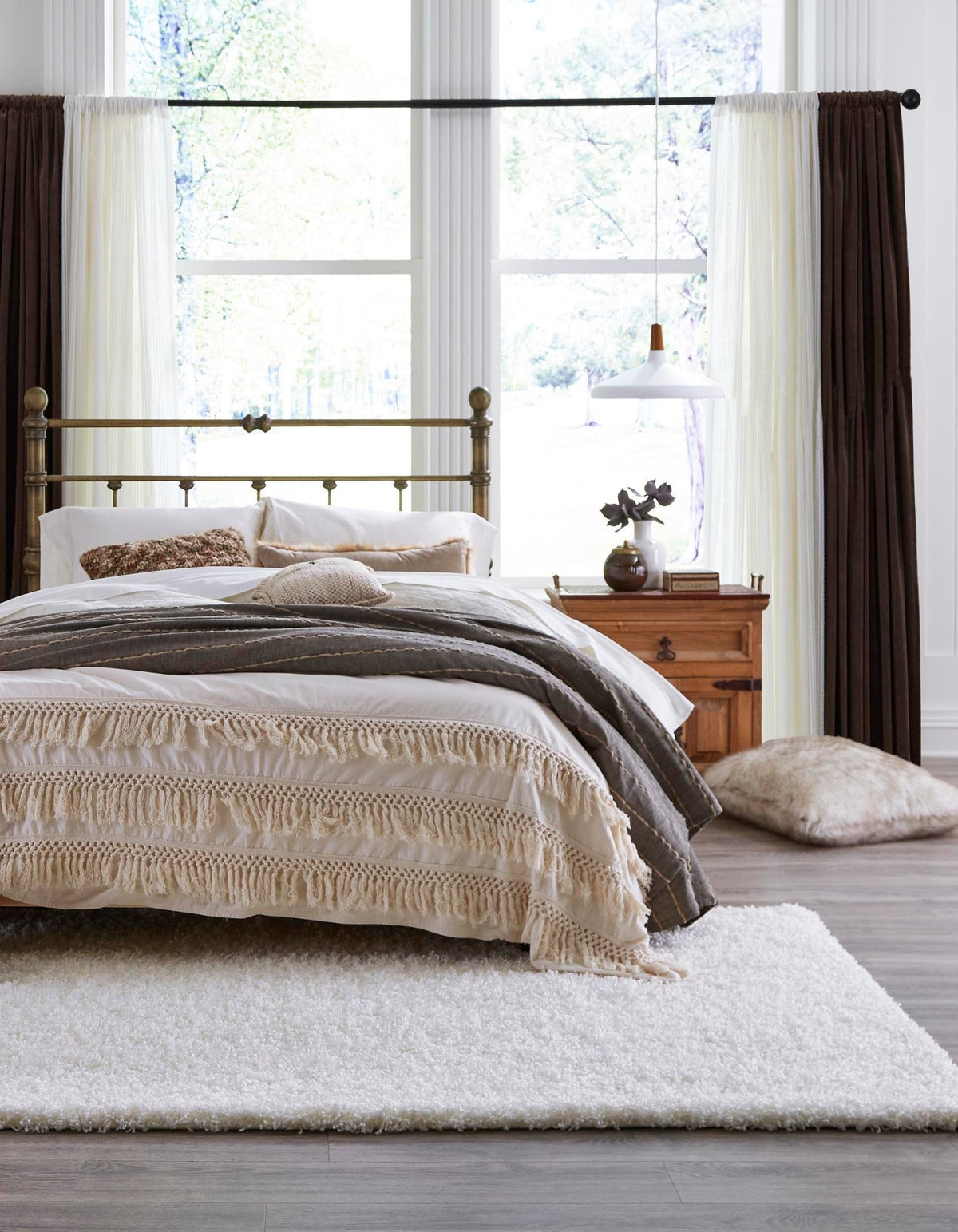 Rechteck Hochflorteppich Solid Shag in Weiss von Hadorn™ - Lifestyle Image