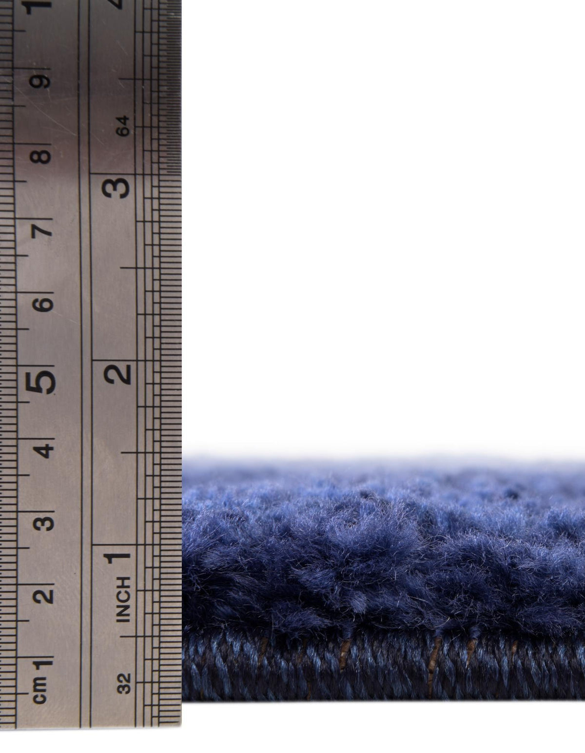 Läufer Teppich Solid Frieze in Marineblau von Hadorn™ - Lifestyle Image