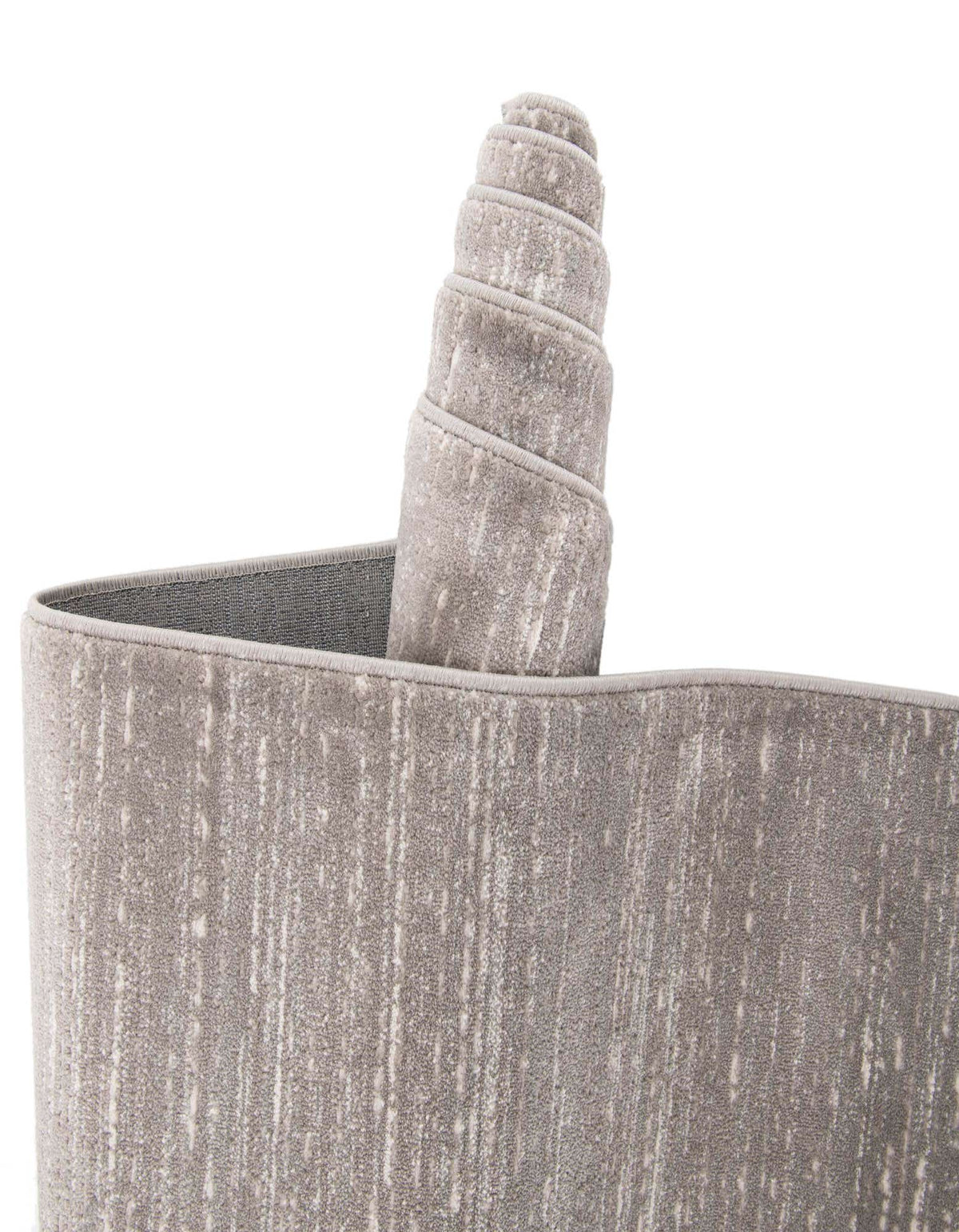Rechteck Teppich Bellevue in Grau von Hadorn™ - Lifestyle Image
