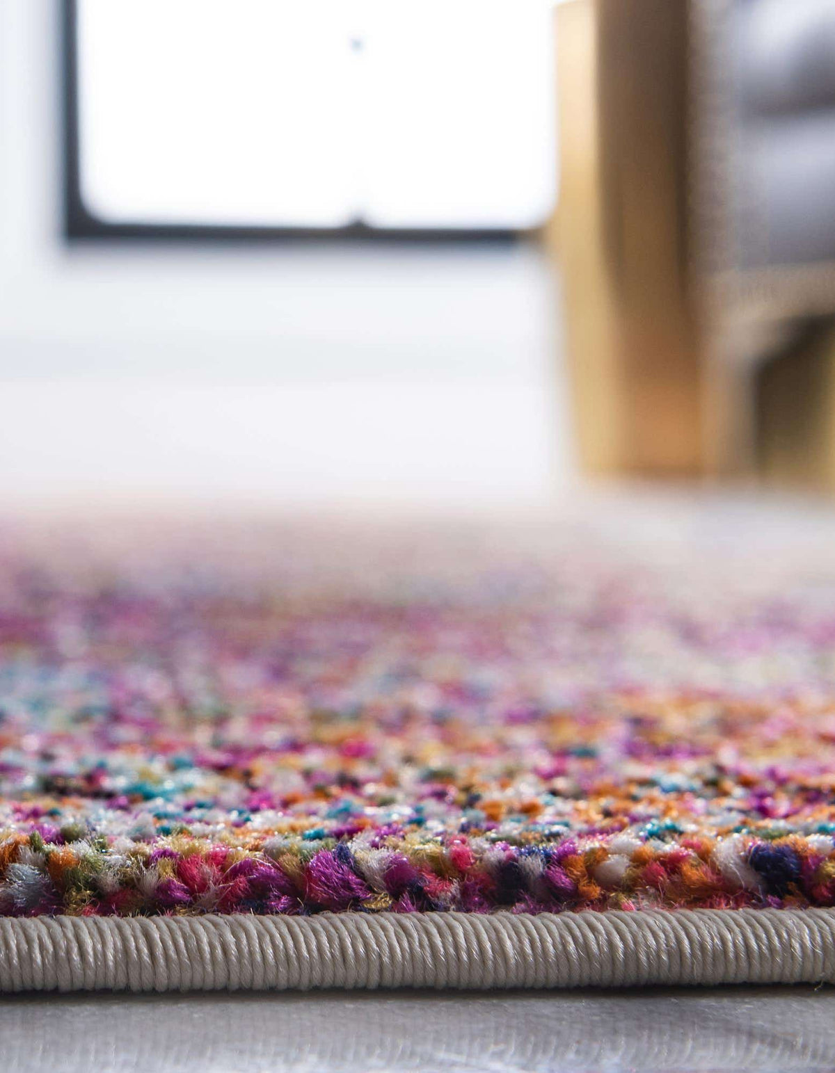 Rechteck Teppich Alta in Mehrfarbig von Hadorn™ - Lifestyle Image