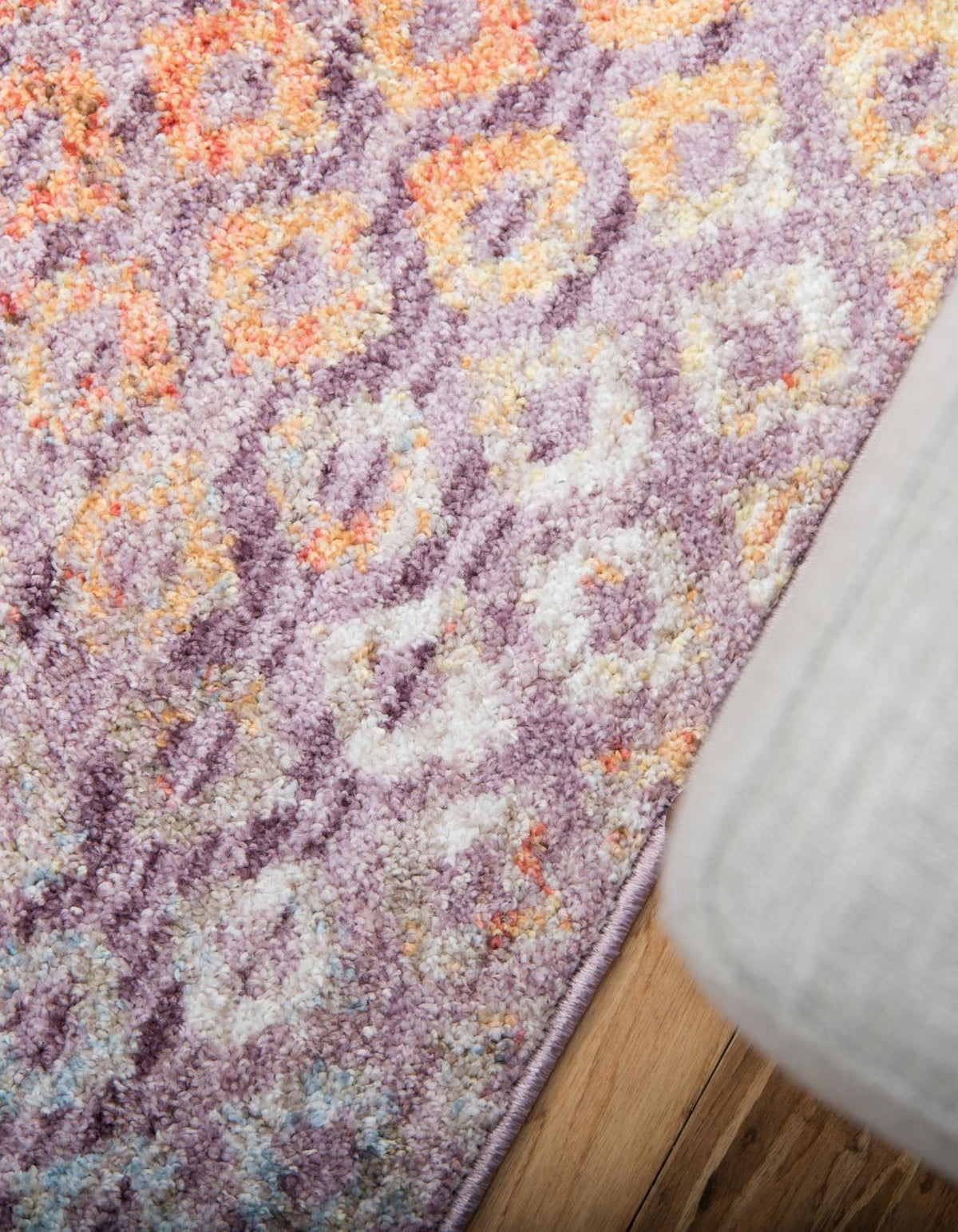 Läufer Teppich Prism in Lila von Hadorn™ - Lifestyle Image