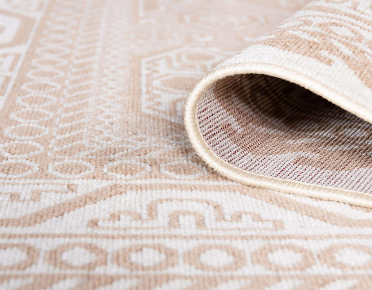 Rechteck Teppich Gharajeh in Beige von Hadorn™ - Lifestyle Image