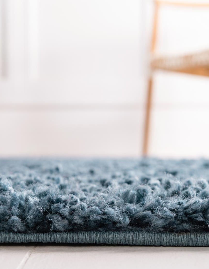 Quadratisch Hochflorteppich Zermatt Shag in Blau von Hadorn™ - Lifestyle Image
