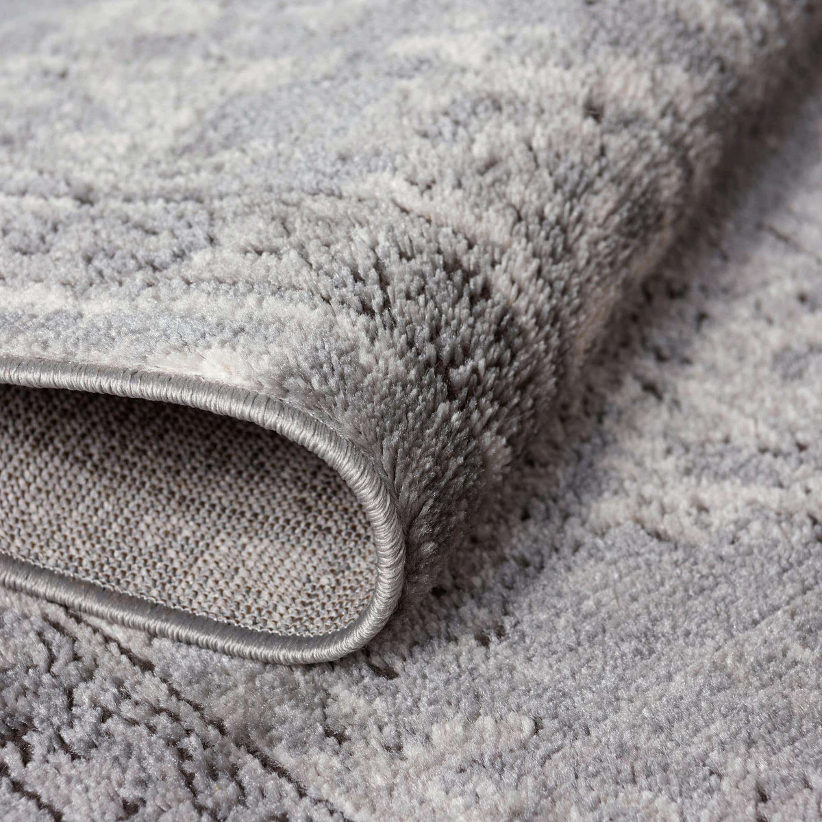 Quadratisch Teppich Oregon in Grau von Hadorn™ - Lifestyle Image