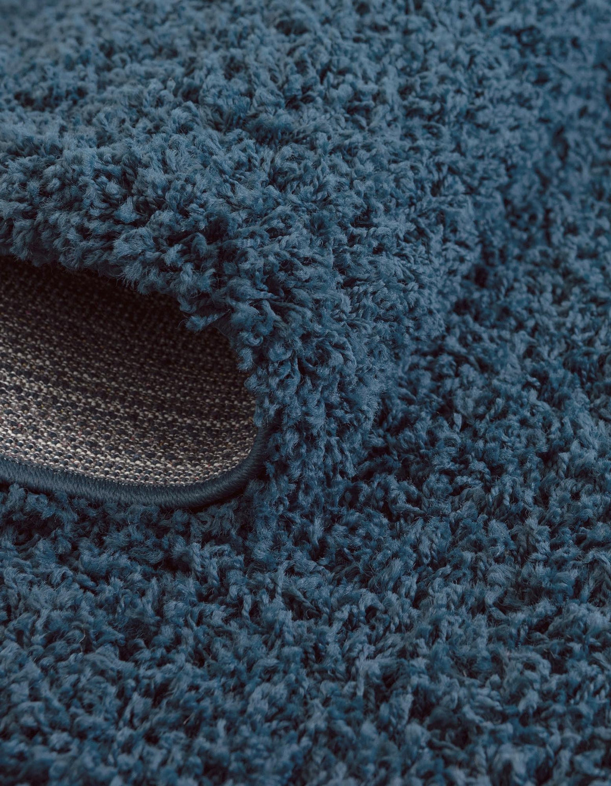 Quadratisch Hochflorteppich Solid Shag in Blau von Hadorn™ - Lifestyle Image