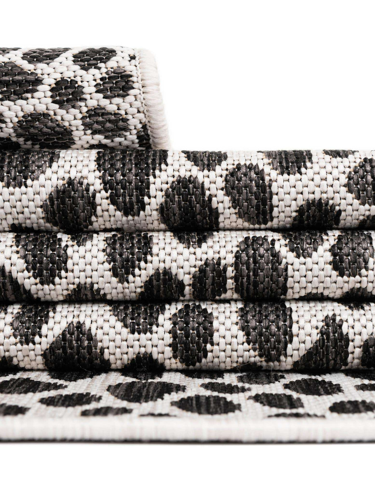 Rund Outdoor Teppich Tulum Outdoor in Schwarz von Hadorn™ - Lifestyle Image