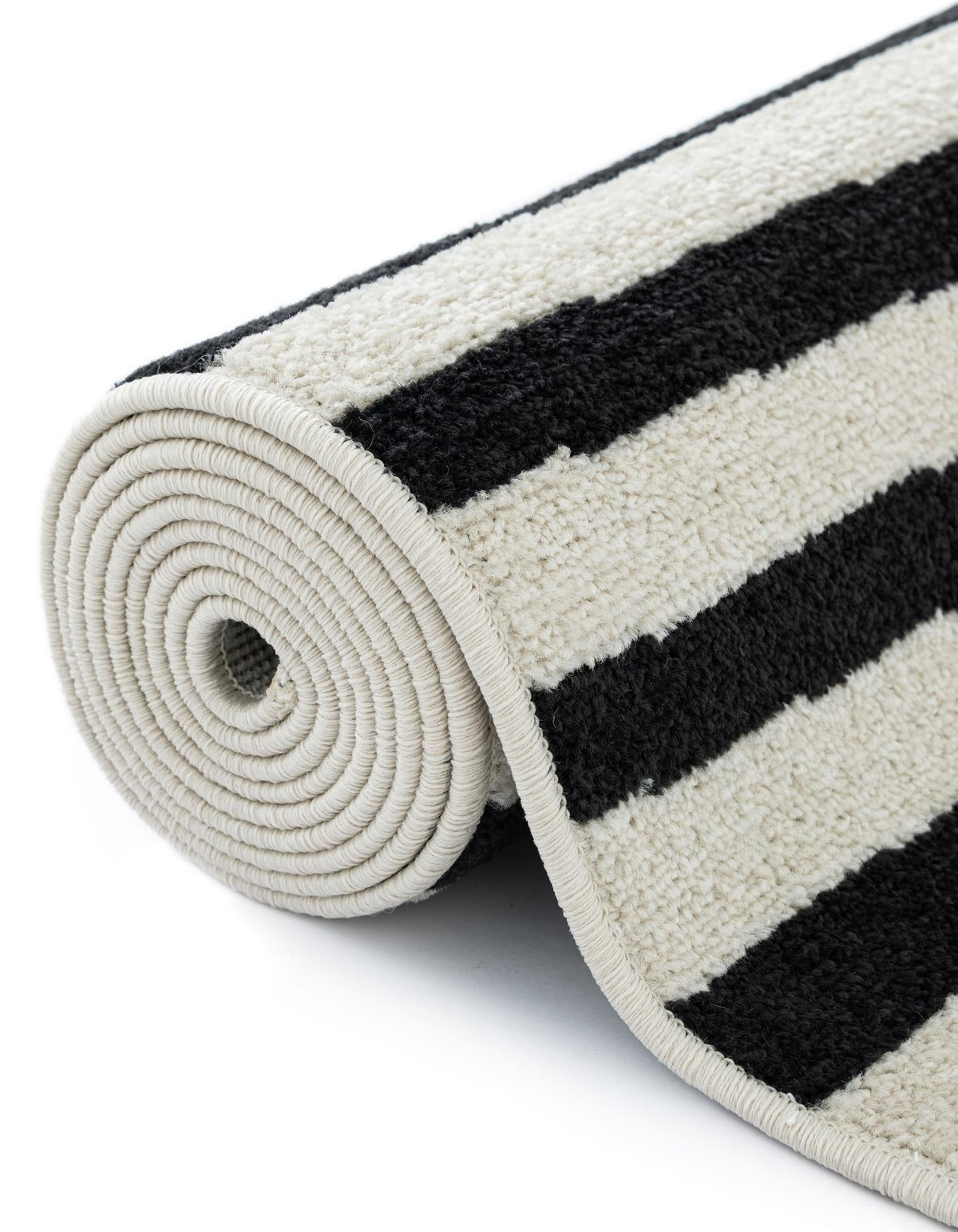 Quadratisch Teppich Tribeca in Schwarz von Hadorn™ - Lifestyle Image