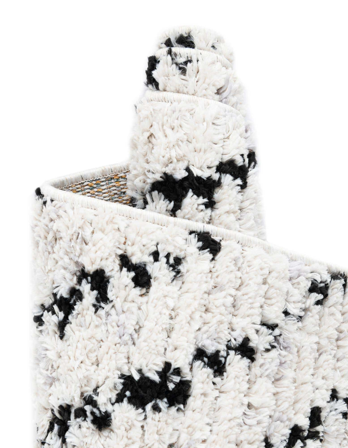 Rechteck Teppich Tagine in Schwarz und Weiss von Hadorn™ - Lifestyle Image