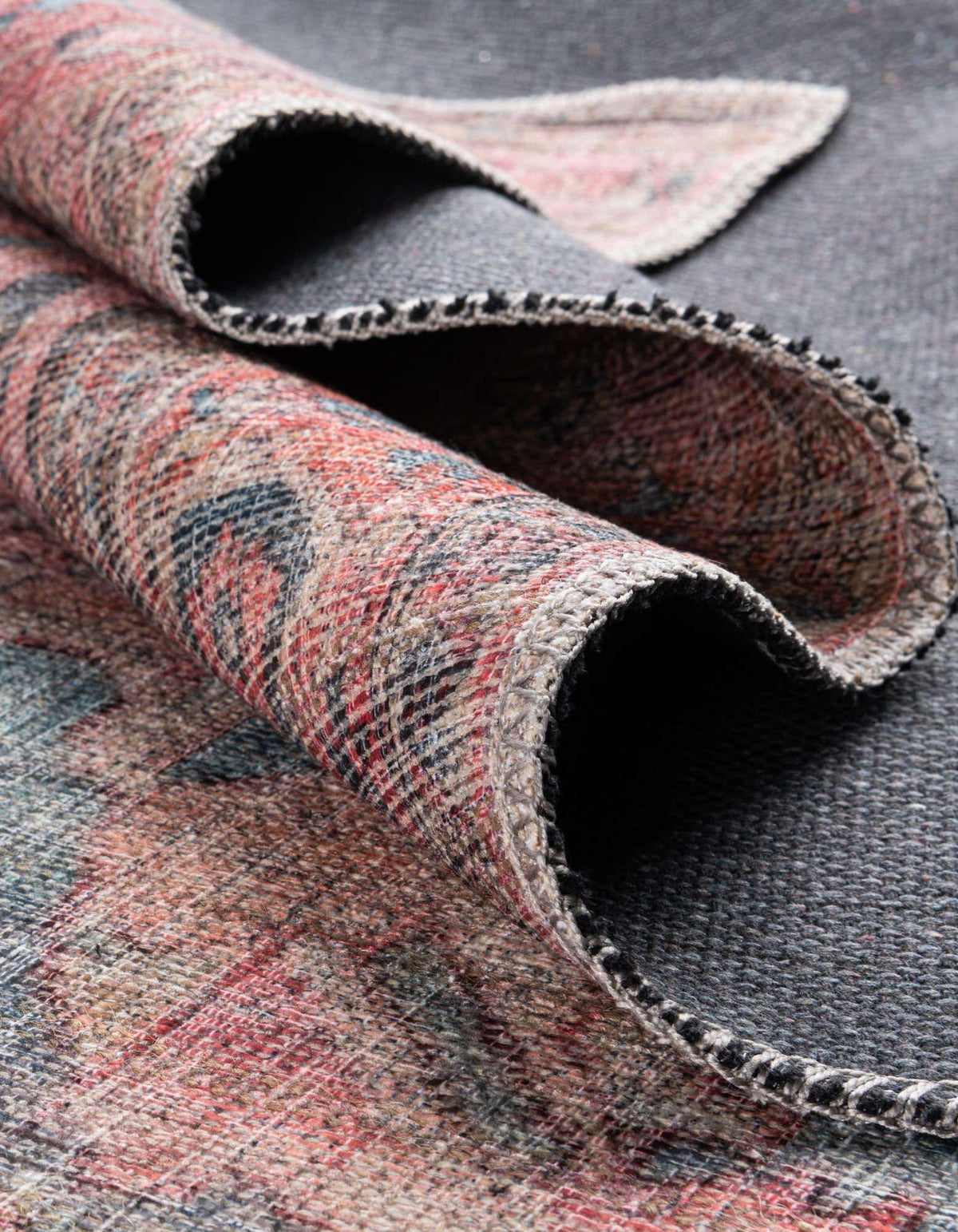 Läufer Teppich Nostalgia in Antikes Beige von Hadorn™ - Lifestyle Image