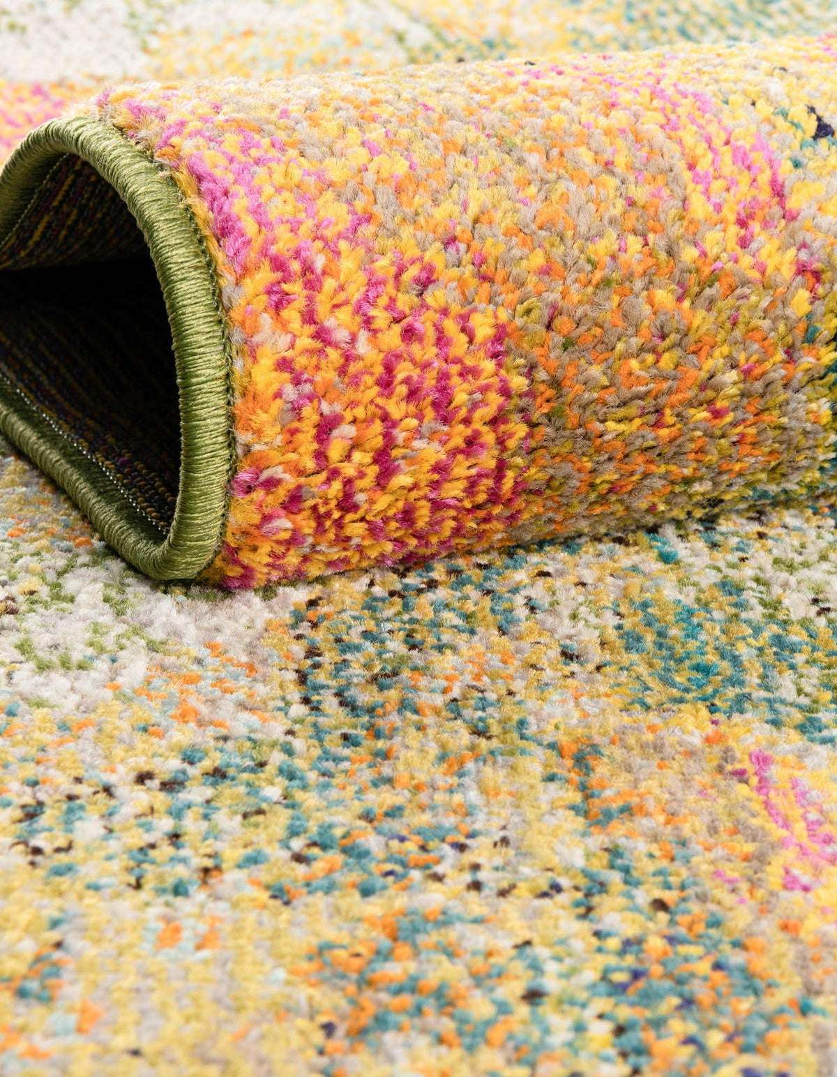 Rechteck Teppich Haerfest in Grün von Hadorn™ - Lifestyle Image
