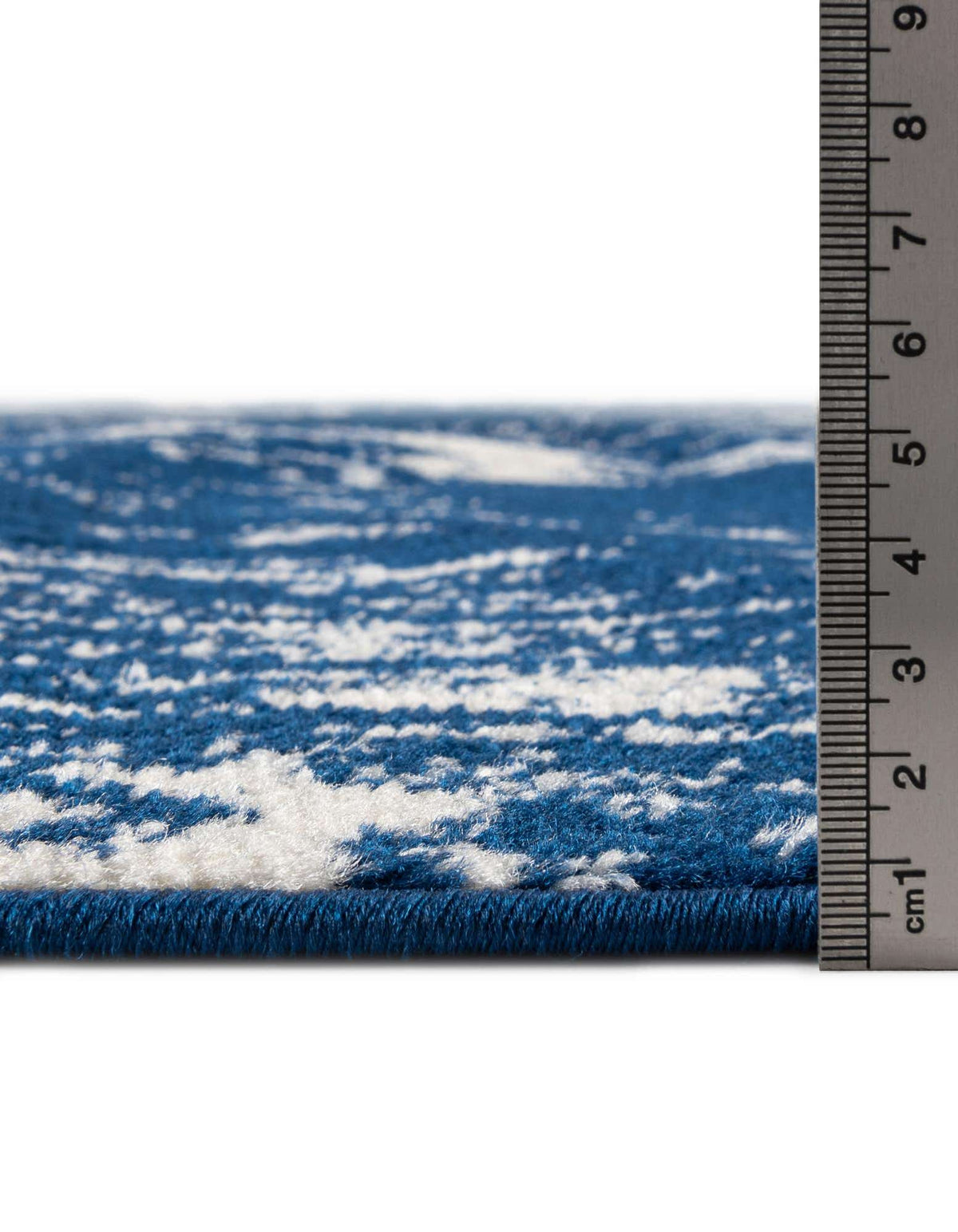 Rechteck Teppich Lennon in Marineblau von Hadorn™ - Lifestyle Image