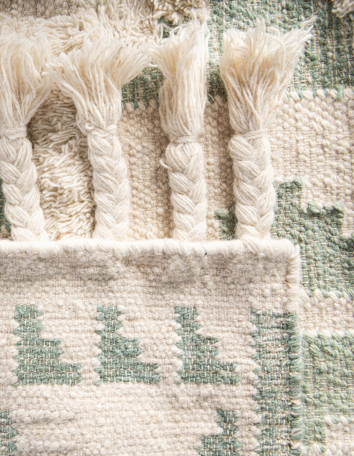 Läufer Handgeflochten Teppich Arizona in Aquamarin von Hadorn™ - Lifestyle Image