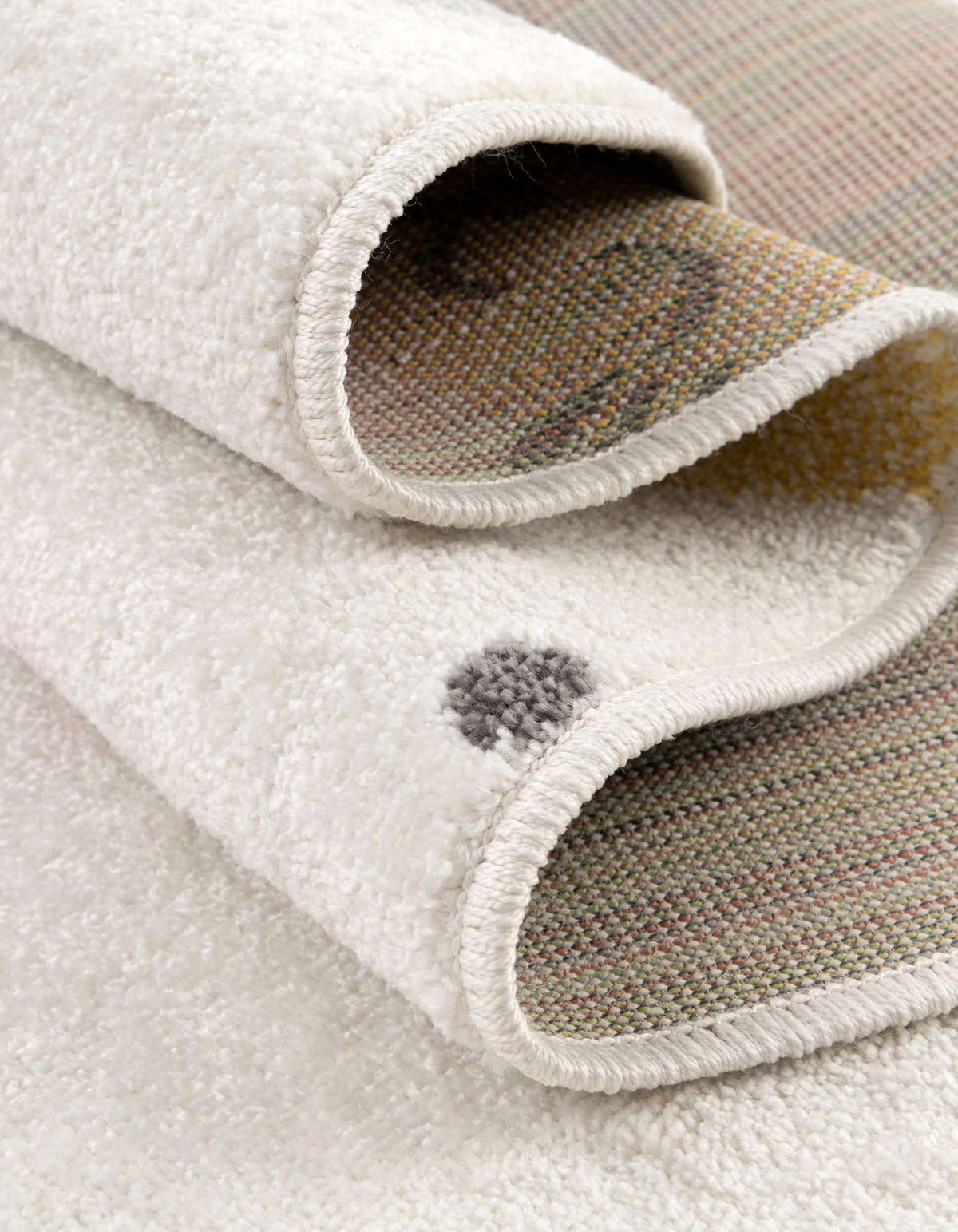 Rund Teppich Whimsy Kids in Elfenbein von Hadorn™ - Lifestyle Image