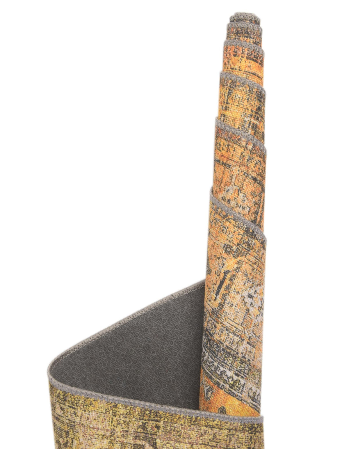 Quadratisch Teppich Timeless in Gelb von Hadorn™ - Lifestyle Image