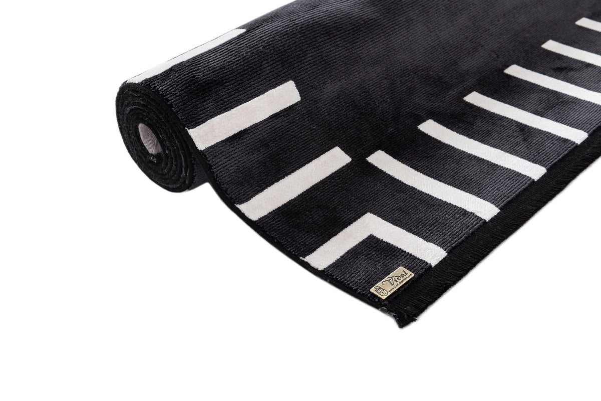 Läufer Luxus Teppich Laax in Schwarz von Hadorn™ - Lifestyle Image