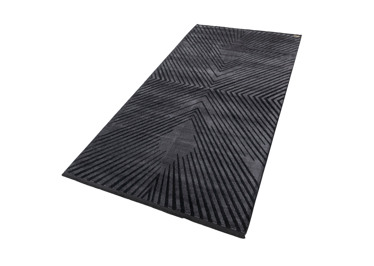 Rechteck Luxus Teppich Laax in Schwarz von Hadorn™ - Lifestyle Image