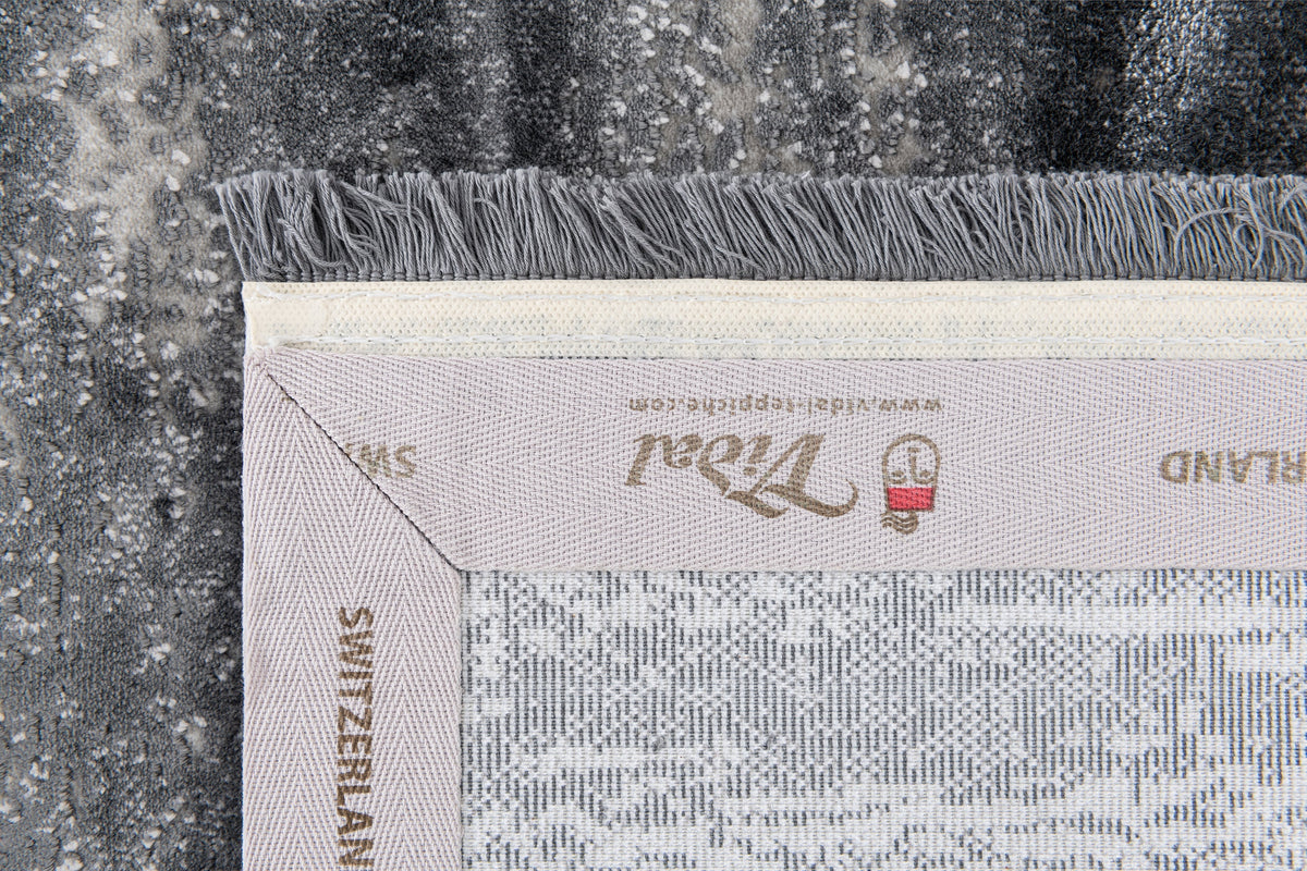 Rund Luxus Teppich Chiasso in Blau von Hadorn™ - Lifestyle Image