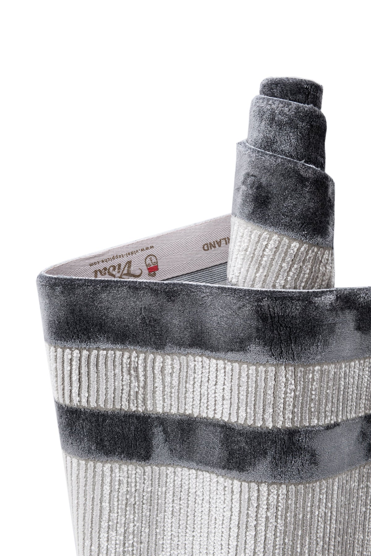 Rechteck Luxus Teppich Chiasso in Grau von Hadorn™ - Lifestyle Image
