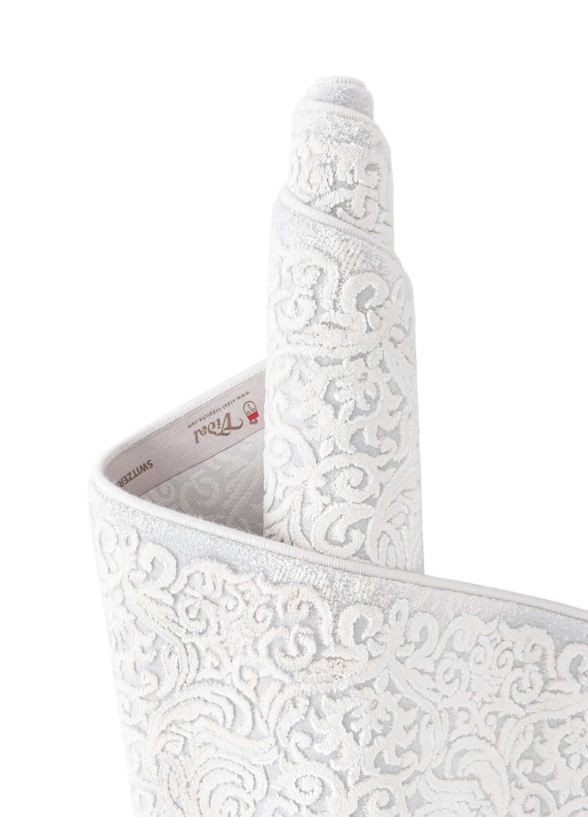 Rechteck Luxus Teppich Arosa in Blau von Hadorn™ - Lifestyle Image