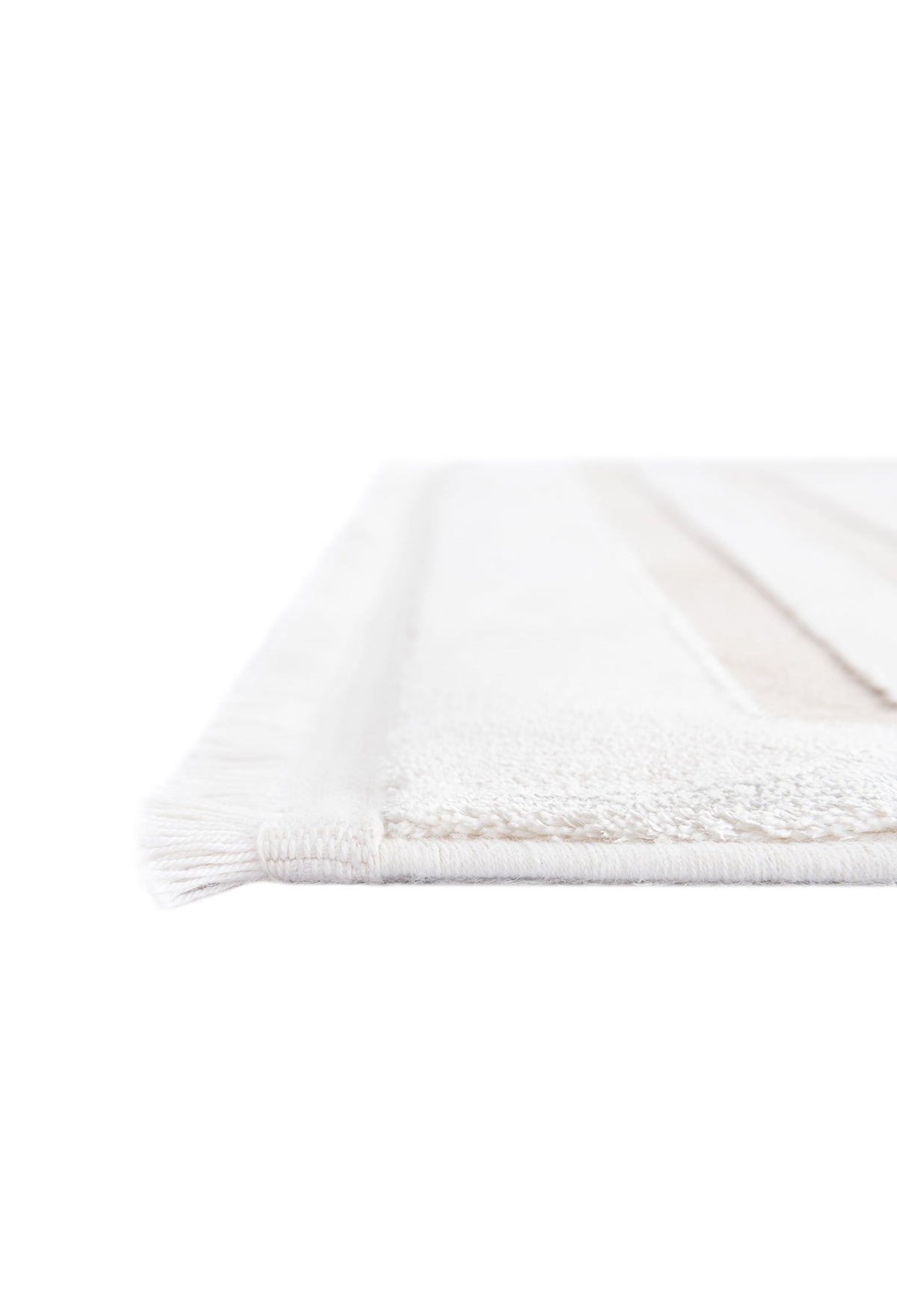 Rechteck Luxus Teppich Lausanne in Weiss von Hadorn™ - Lifestyle Image