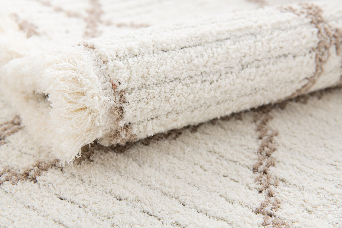 Rechteck Teppich St. Gallen Folklore in Weiss von Hadorn™ - Lifestyle Image