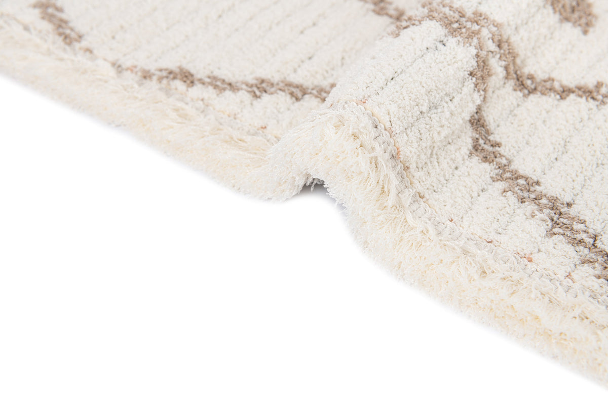 Rechteck Teppich St. Gallen Folklore in Weiss von Hadorn™ - Lifestyle Image