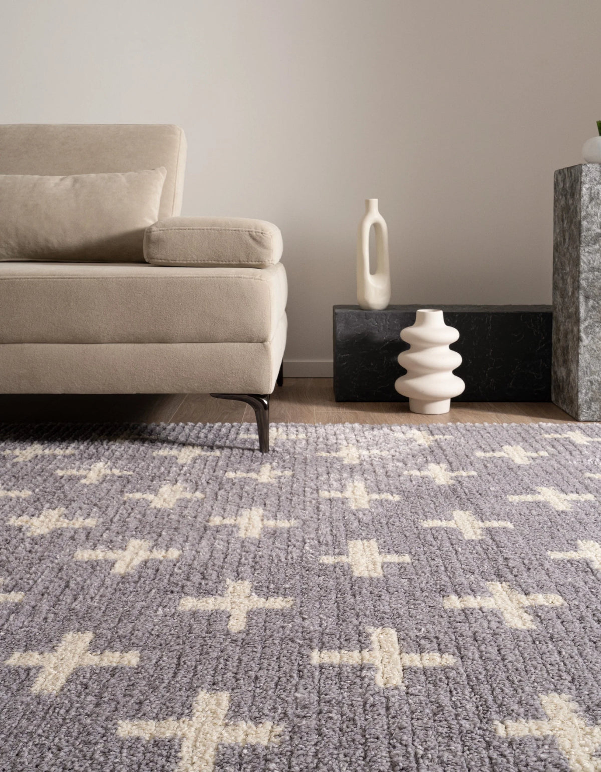 Läufer Teppich Frauenfeld Rood in Grau von Hadorn™ - Lifestyle Image