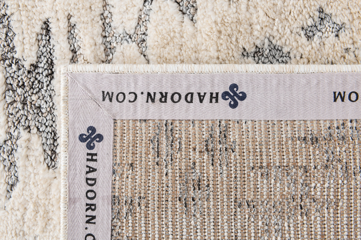 Rechteck Teppich Vevey in Weiss von Hadorn™ - Lifestyle Image