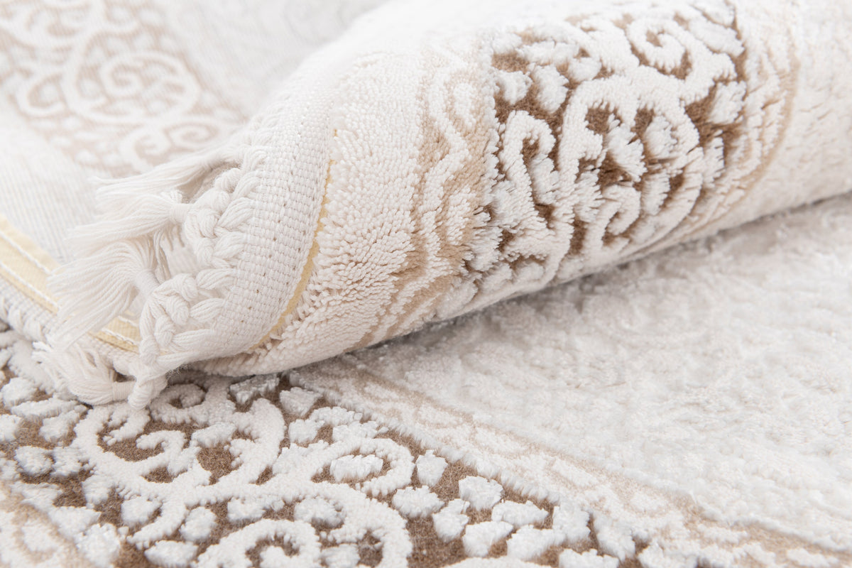 Rund Luxus Teppich Arosa in Weiss von Hadorn™ - Lifestyle Image