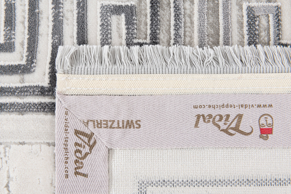 Rechteck Luxus Teppich Montreux in Hellgrau von Hadorn™ - Lifestyle Image