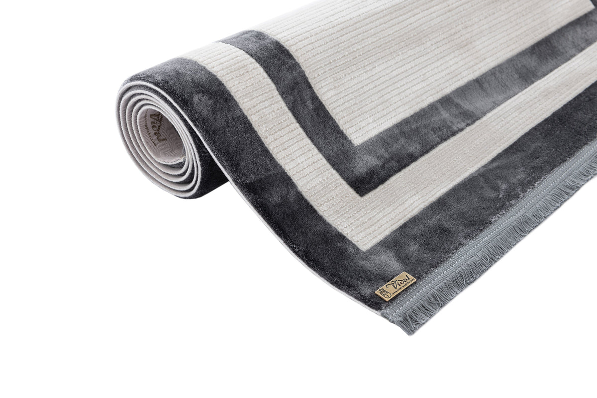 Rund Luxus Teppich Chiasso in Hellgrau von Hadorn™ - Lifestyle Image
